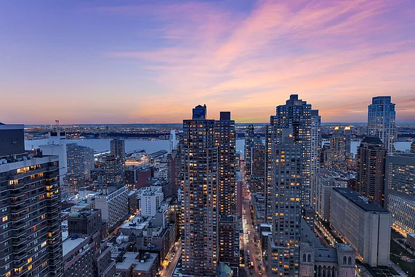 Sold by Douglas Elliman | media 10