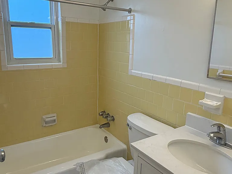 5601 2nd St NE #5 — Photo 5