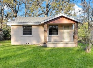 1015 Porter St, Savannah, GA 31415