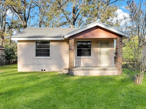 1015 Porter Street, Savannah, GA 31415