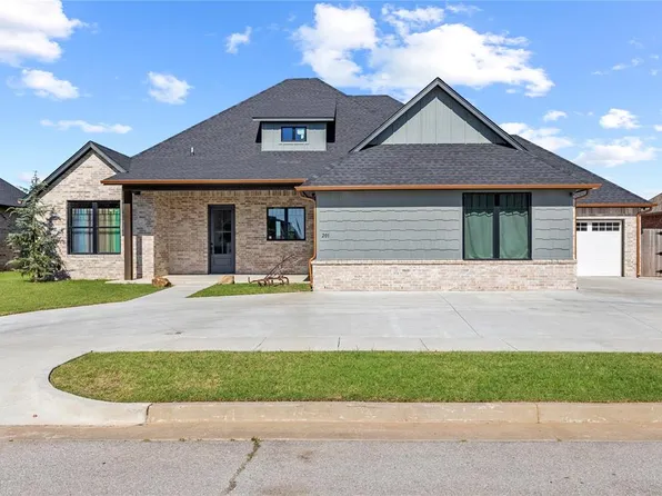 201 Carlow Way, Yukon, OK 73099