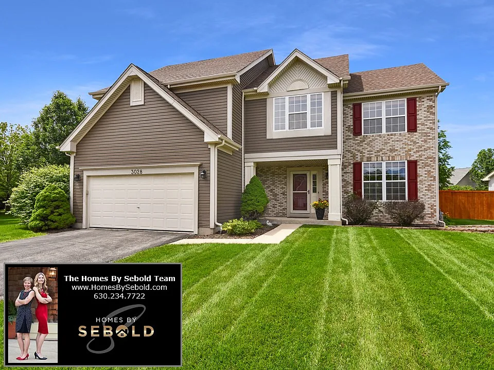 3028 Solitude Ln photo 1