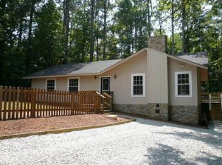 6711 Lake View Dr, Gloucester, VA 23061