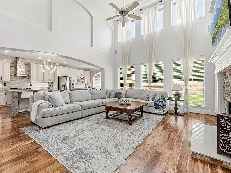 1523 Baldridge Ln — Photo 11