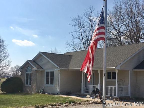 3rd image of 22 Deer Meadow Ln