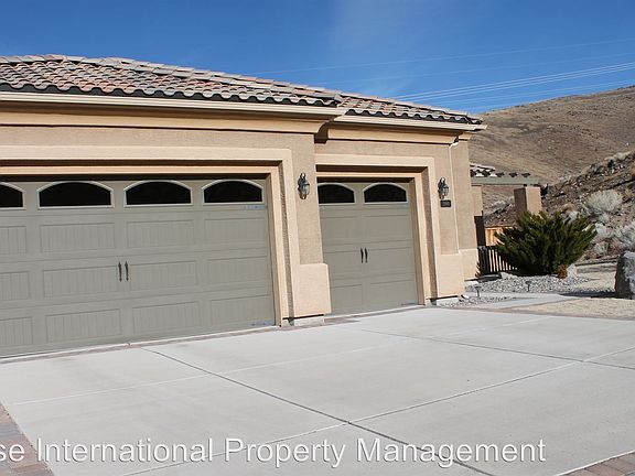 2nd image of 2990 Savona Dr