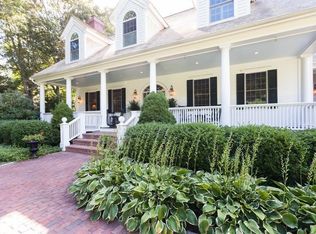 45 Hathaway Rd, Osterville, MA 02655