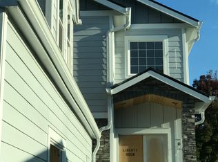 220 Cedar St, Fairview, OR 97024