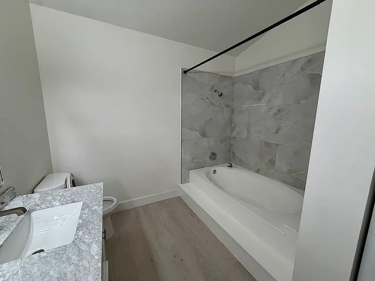 11061 Nutmeg Dr — Photo 15