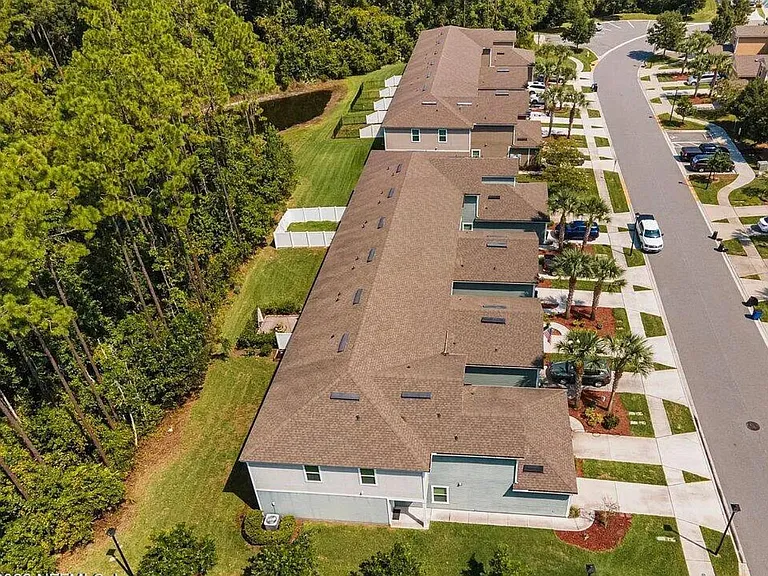394 Servia Dr — Photo 32