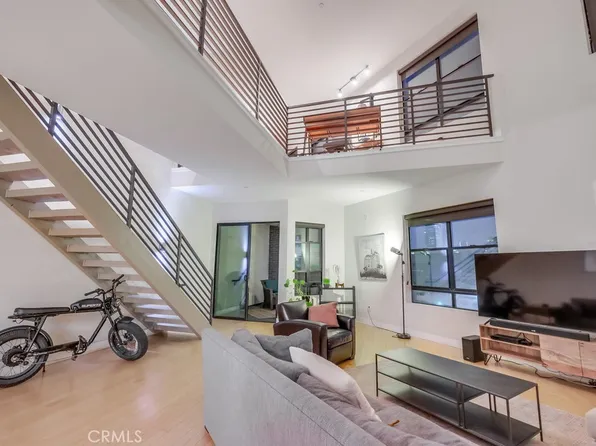 395 E 4th St, Long Beach, CA 90802