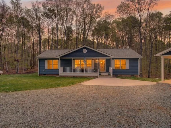 35 Hollyfield Ct, Clarksville, VA 23927