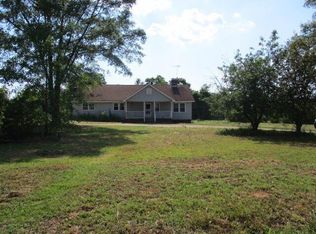 1203 Holiday Dam Rd, Belton, SC 29627