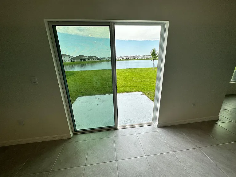 3710 Capri Coast Dr — Photo 6