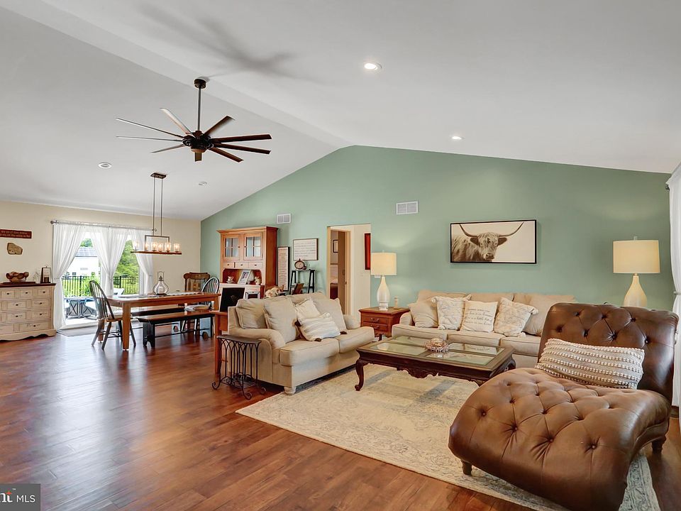 25 Bella Terra Dr, Shermans Dale, PA 17090 Zillow