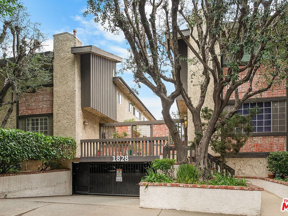 1st image of 1828 Barry Ave APT 4