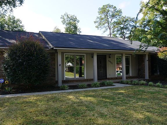 3rd image of 4922 Willowbrook Dr