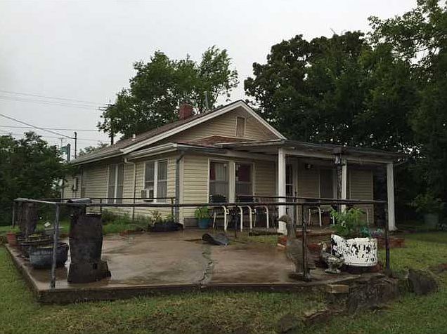 1st image of 518 S College Ave