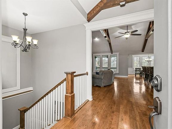 4th image of 2600 SE Creek Ridge Ct