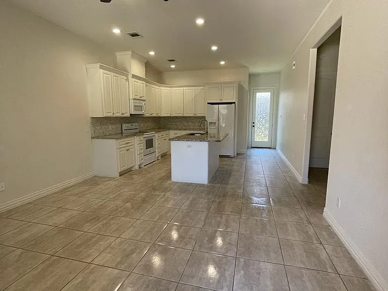 2576 Appian Way #A — Photo 3
