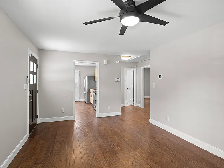 502 Freeman St — Photo 11