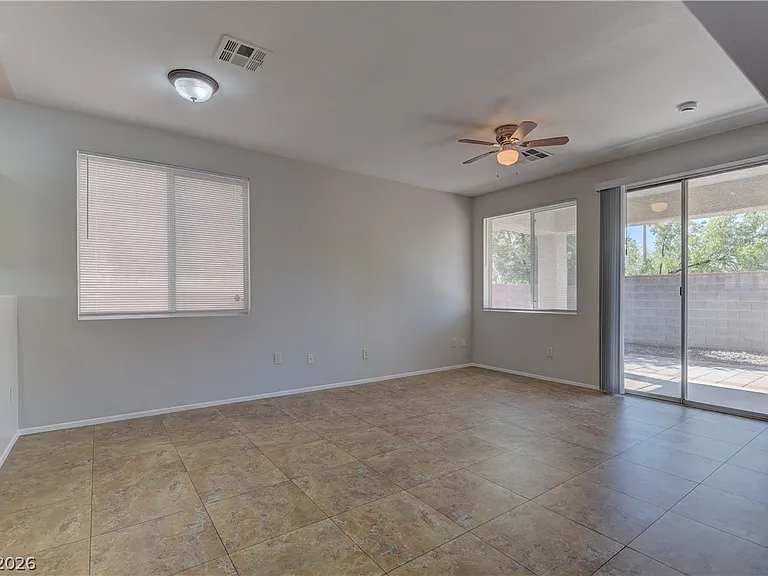10753 Pipers Cove Ln — Photo 3