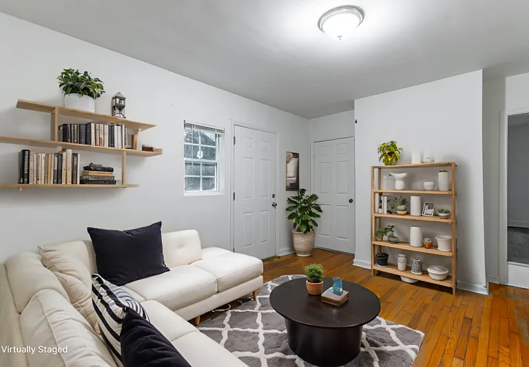518 E Manning St #1 — Photo 3