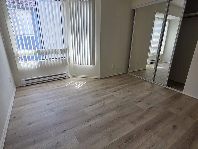 5806 Central Ave #7 — Photo 6