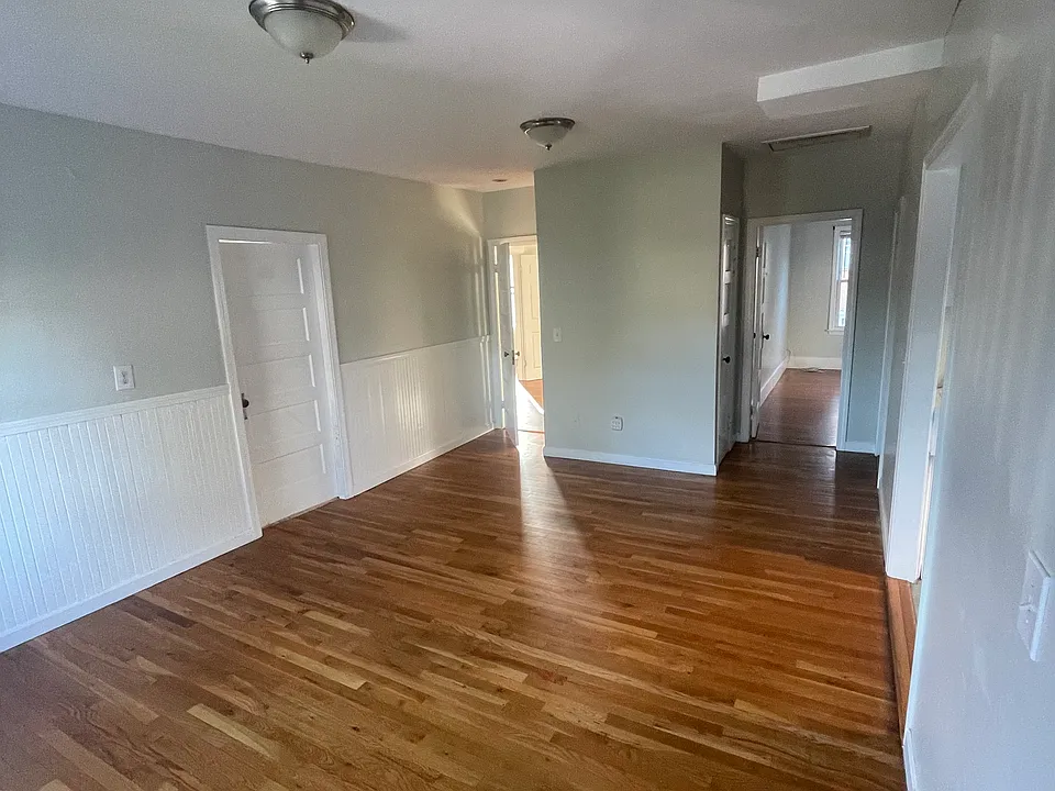 23 Mount Grove St #1