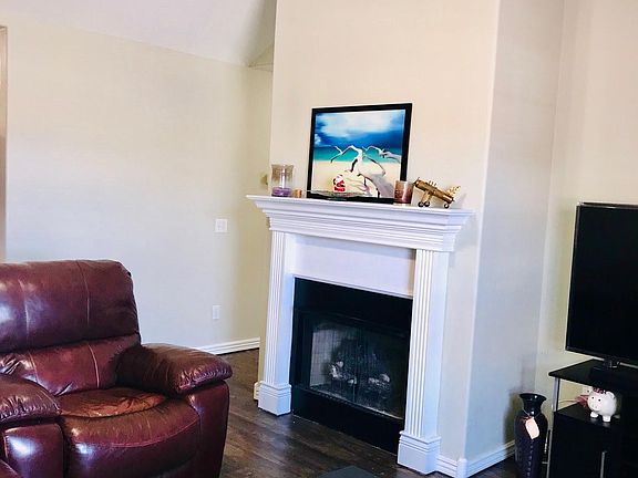 3rd image of 268 Copper Oaks Dr