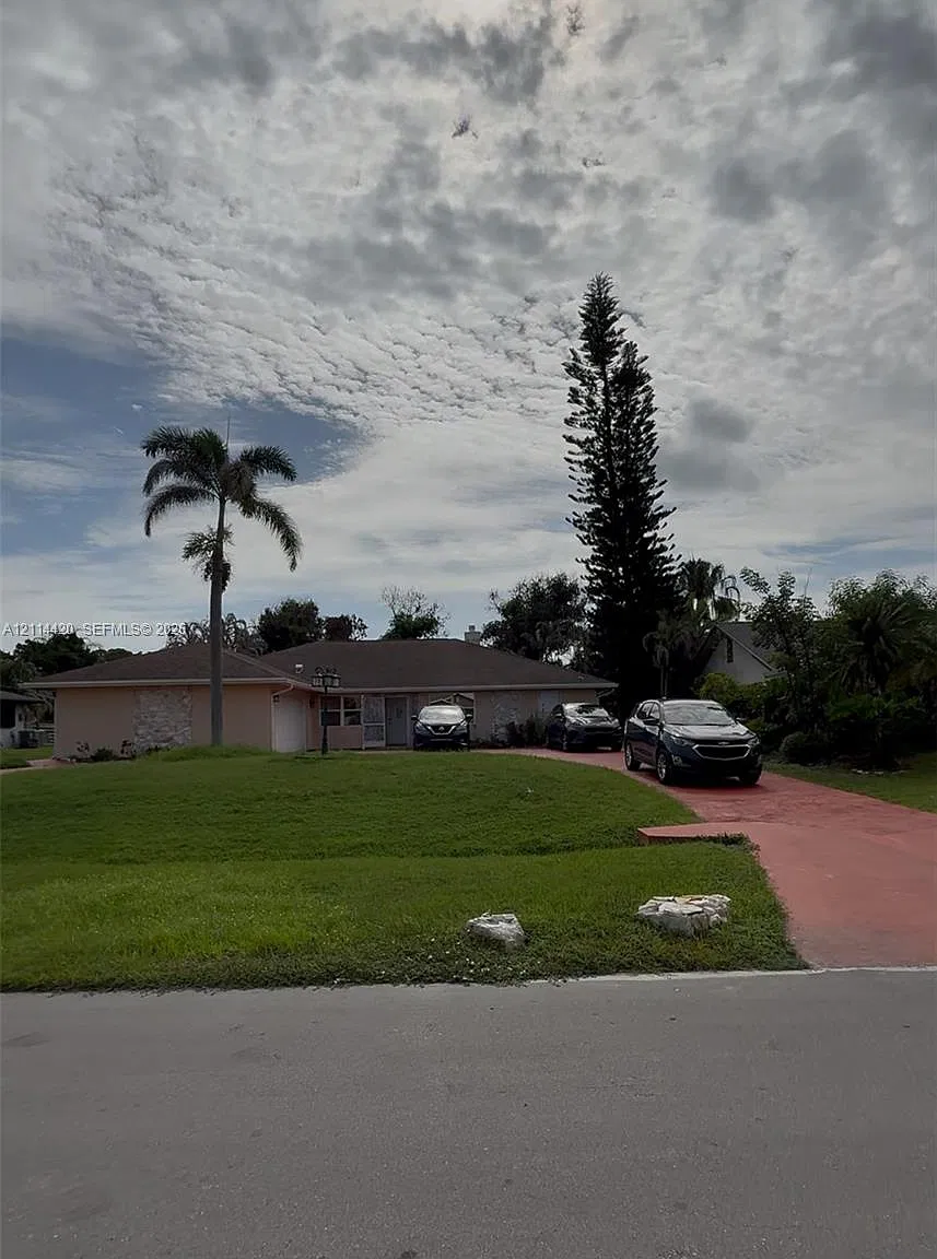 Port St Lucie Section 2 — Photo 1