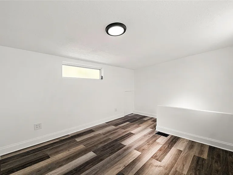 1397 43rd St — Photo 30