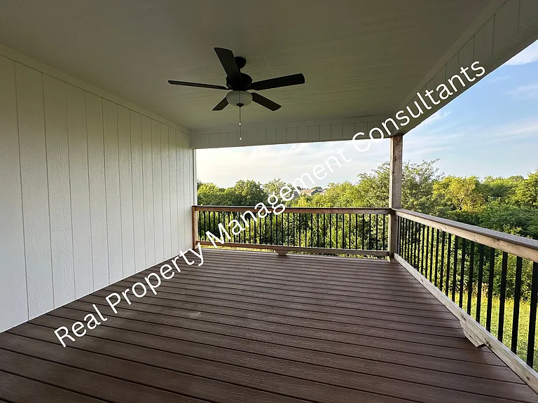 1628 SW Buckthorn St — Photo 24