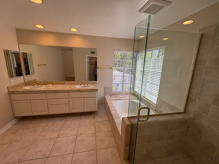 834 Sunstone St — Photo 20
