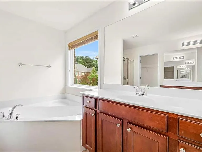 2588 Cannon Farm Ln — Photo 24