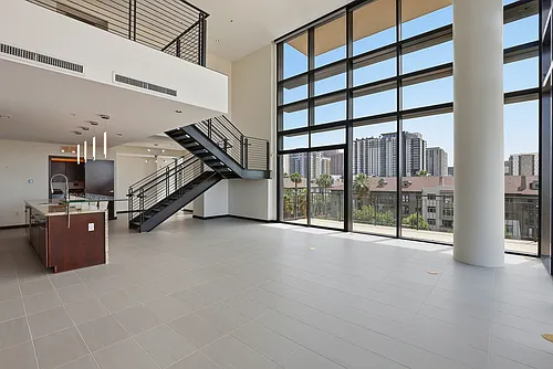 208 W Portland St #561 Photo 1