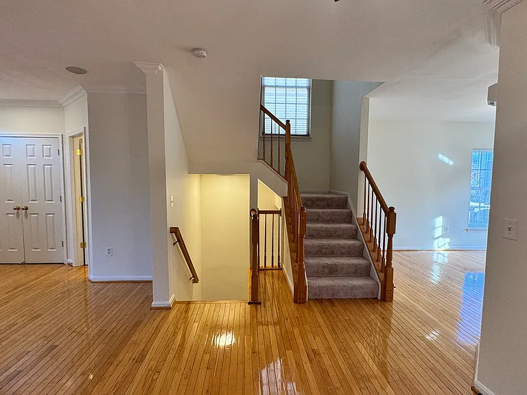 9611 Normanton Way — Photo 21