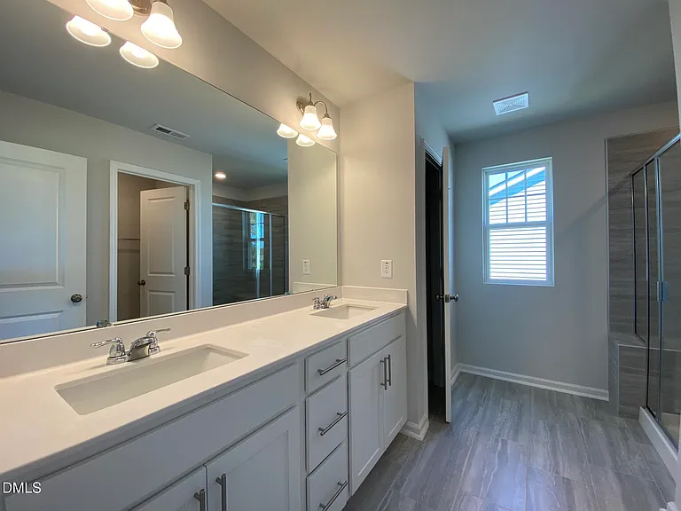 1149 Matterhorn Dr — Photo 27