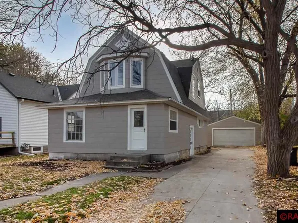 441 South Ave, North Mankato, MN 56003