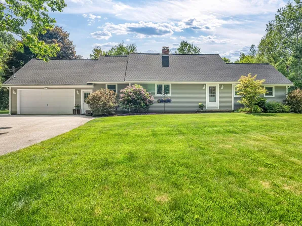 60 Evergreen Drive, Hermon, ME 04401