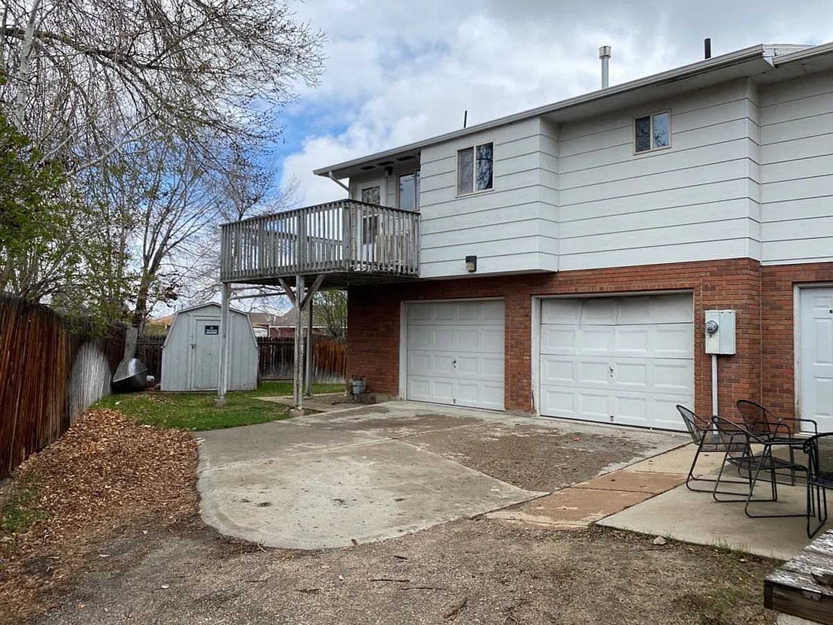 Building Photo - 451 Mulberry Dr
