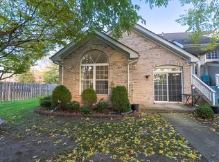 120 Stonewood Pl #7-C, Aurora, IL 60506