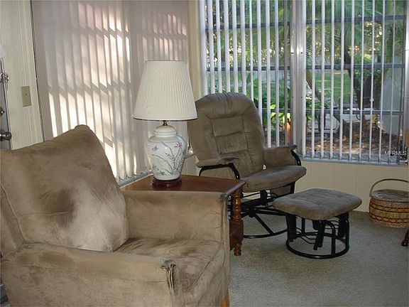 5th image of 1512 Stewart Dr #305