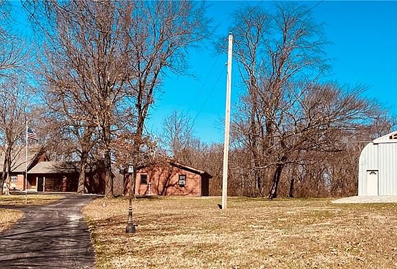 4th image of 6920 S Buckner Tarsney Rd