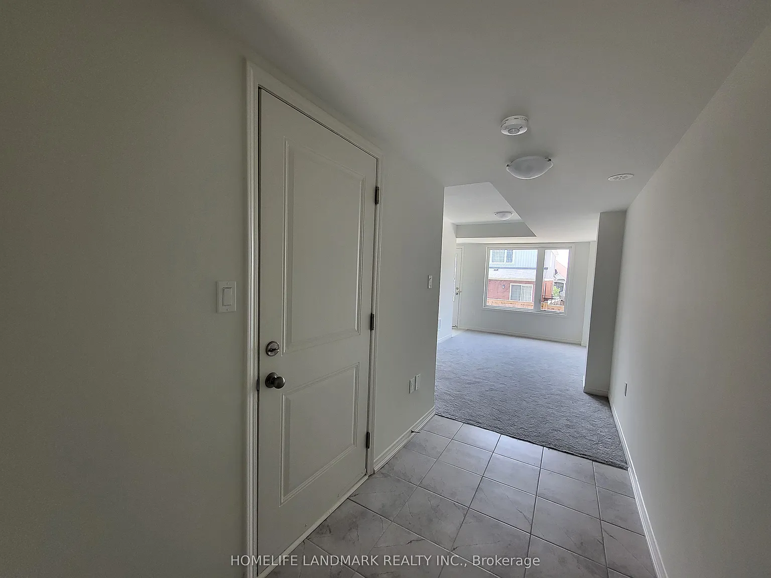 3 bed, $2,800 — Photo 2