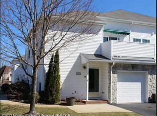 390 Deuce Dr, Wall Township, NJ 07719