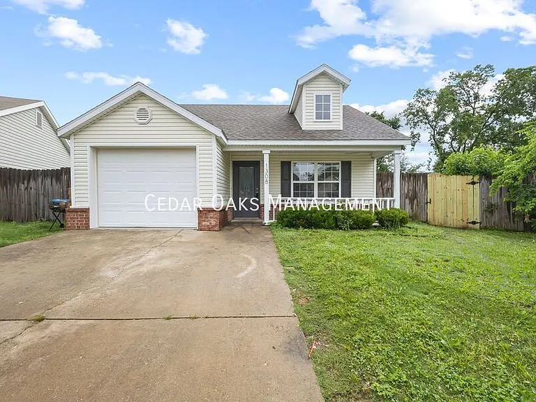 1308 S C Ct — Photo 1