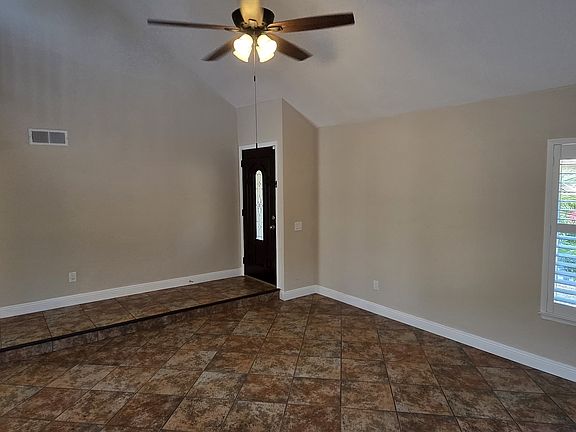 4th image of 855 Misty Meadow Ct