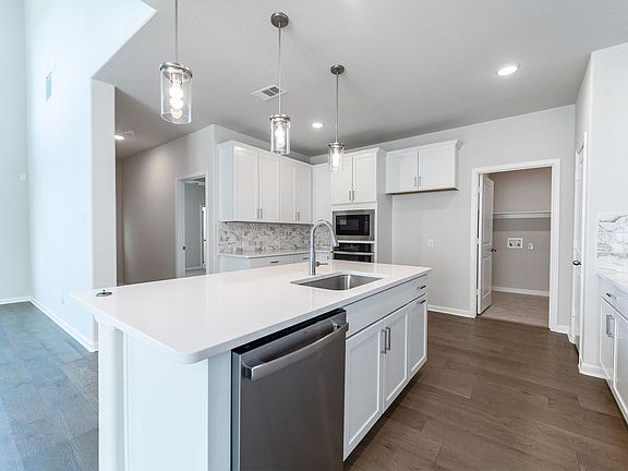7th image of this home