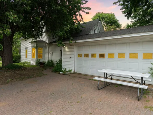 322 S Pine St, Grantsburg, WI 54840